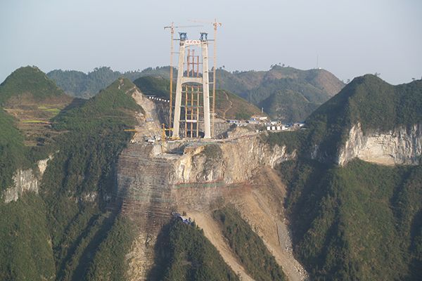 湖南湘西?吉茶高速公路矮寨特大懸索橋高危邊坡防護工程