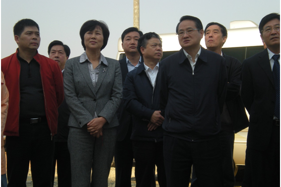 2011年11月易煉紅、黃蘭香 臨港新區