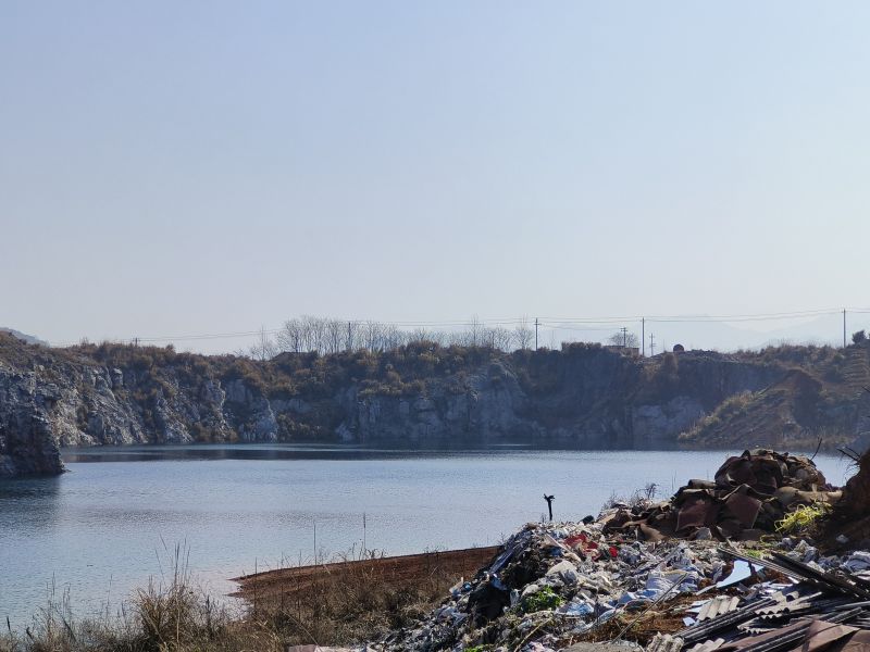 臨湘市羊樓司鎮榮螺物業采石場歷史遺留礦山市場化生態修復工程