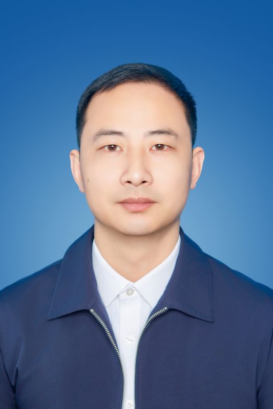 董事長 隆標